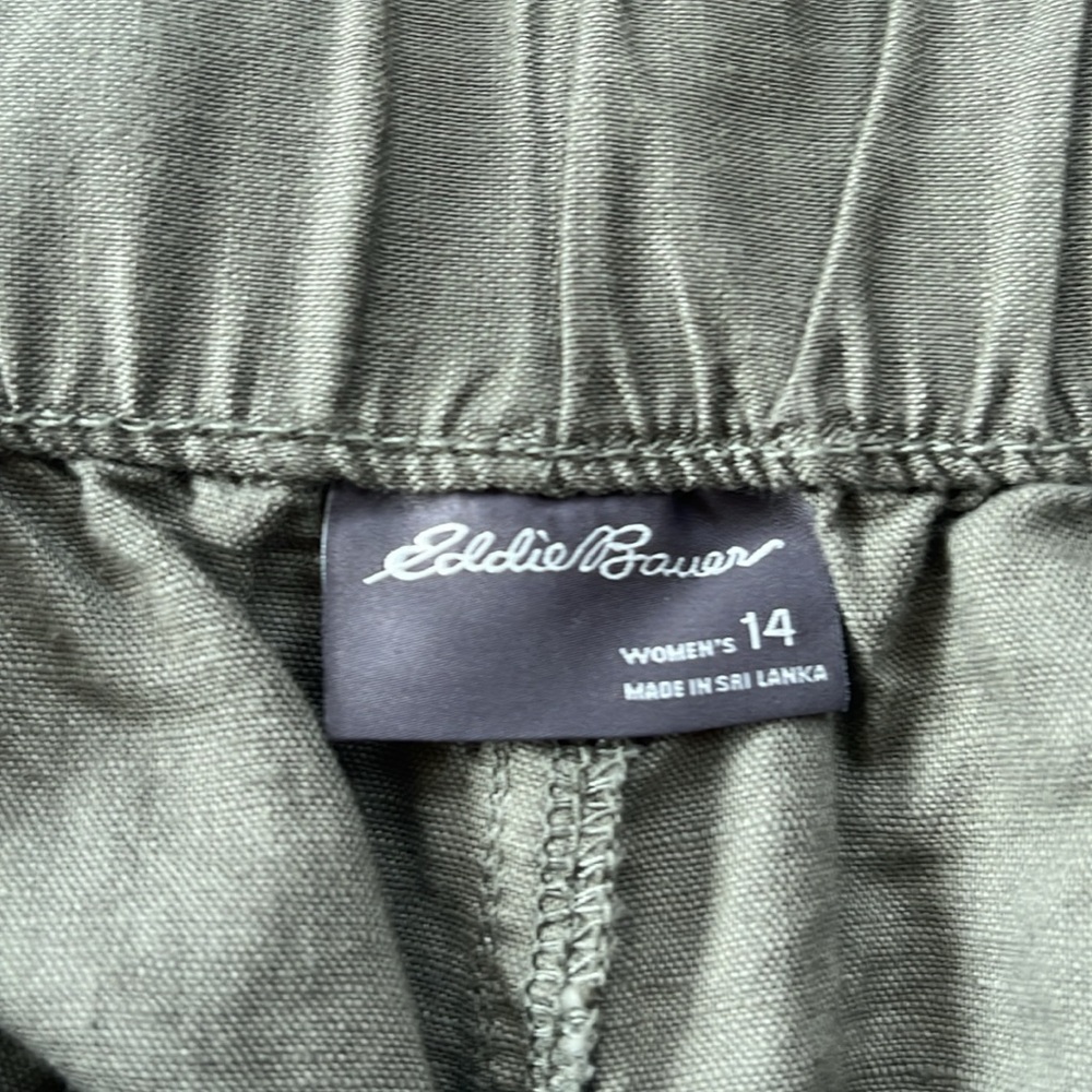 Eddie Bauer Linen Shorts - Picture 3 of 4